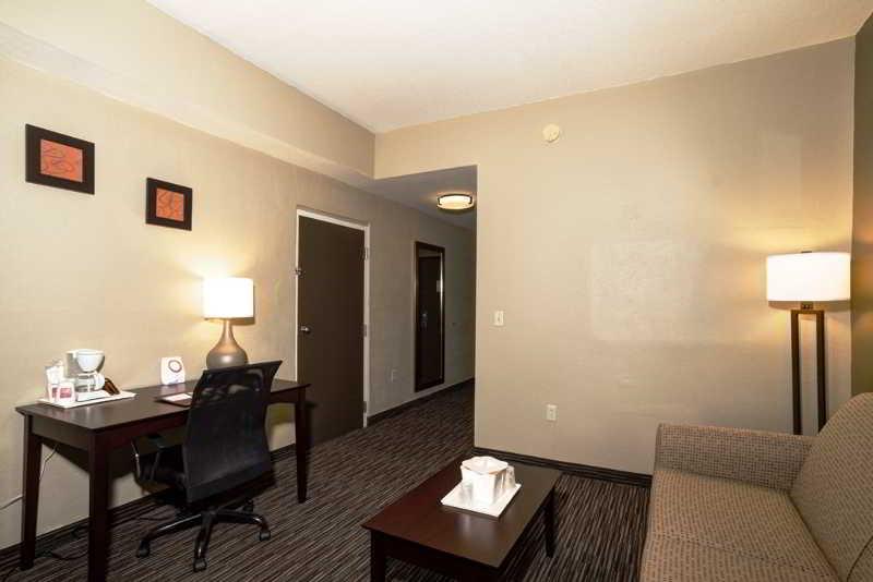 Comfort Suites Clearwater - Dunedin Εξωτερικό φωτογραφία