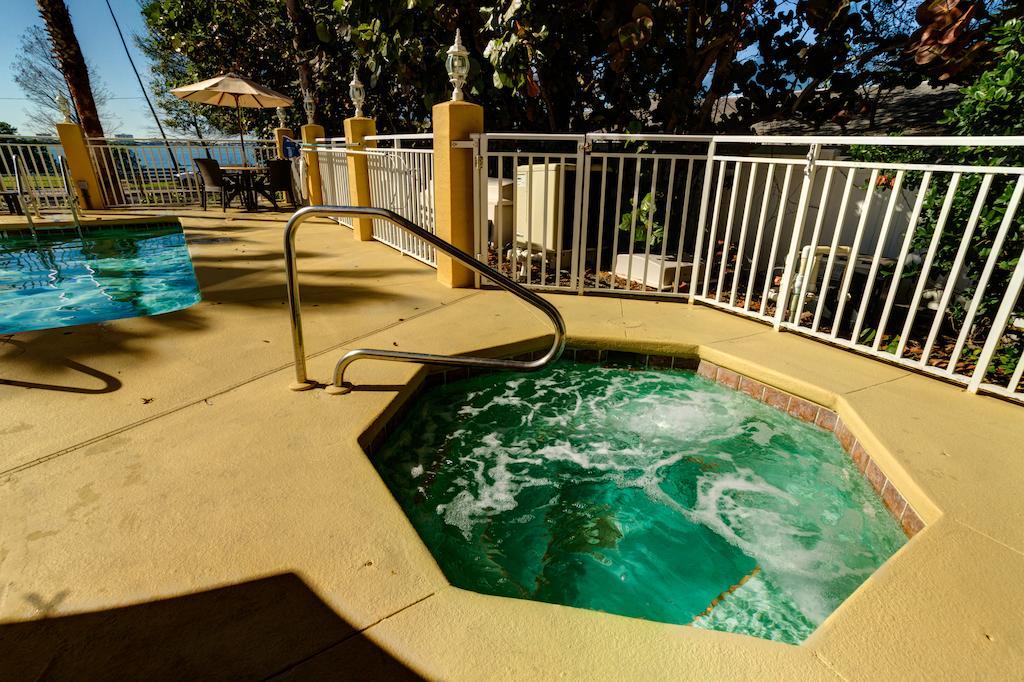 Comfort Suites Clearwater - Dunedin Εξωτερικό φωτογραφία