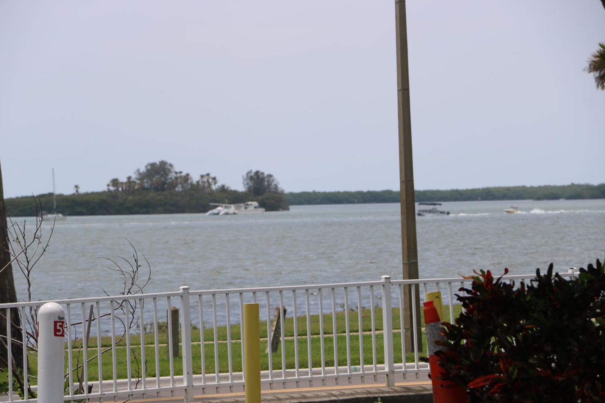 Comfort Suites Clearwater - Dunedin Εξωτερικό φωτογραφία