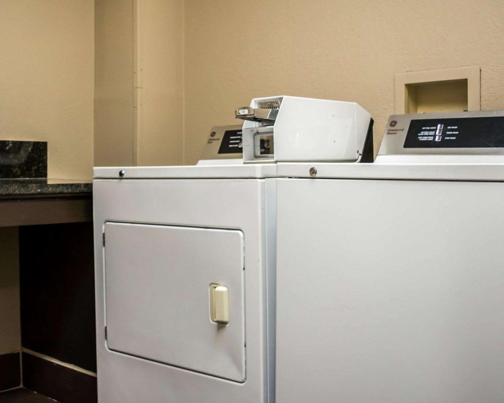 Comfort Suites Clearwater - Dunedin Εξωτερικό φωτογραφία