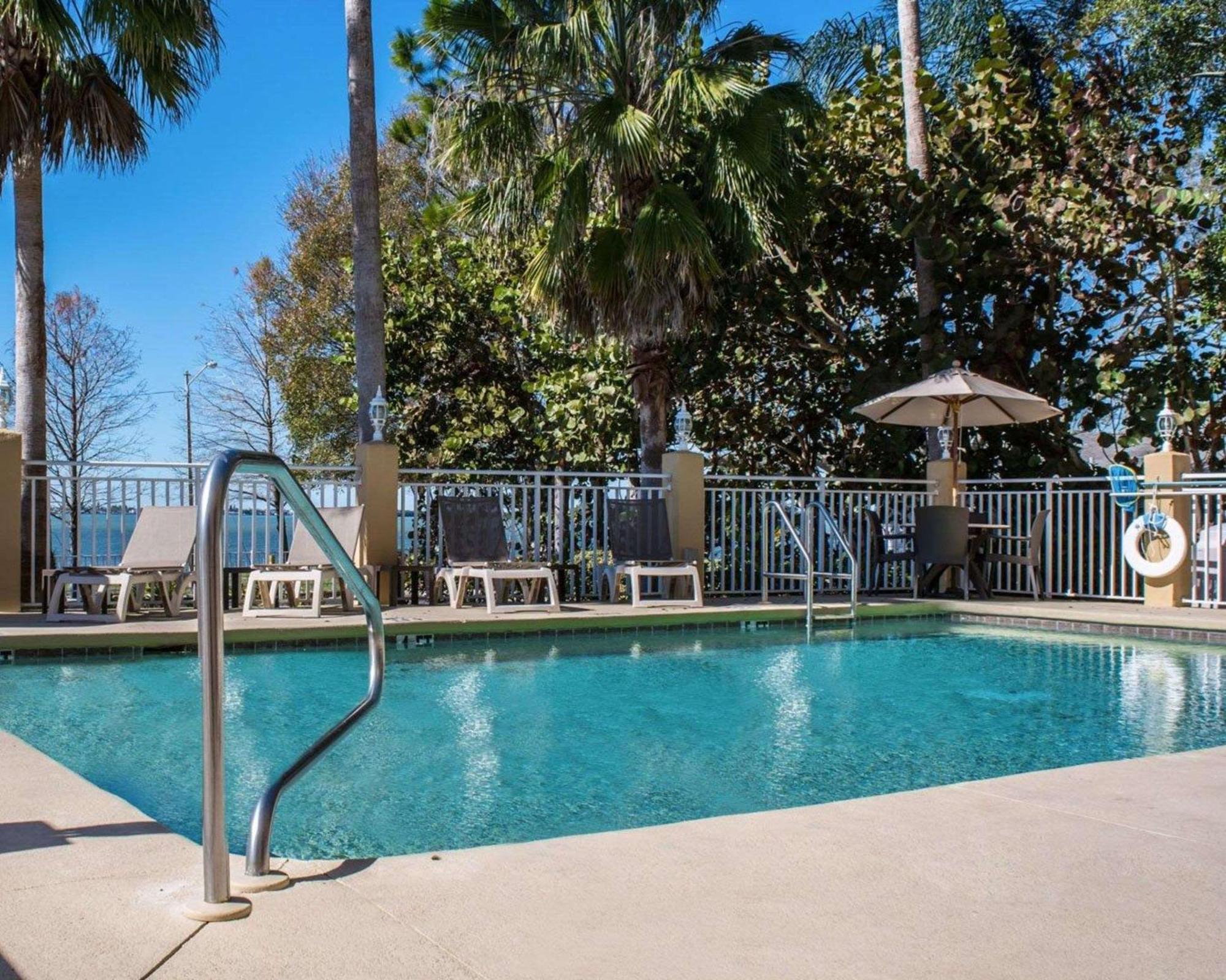 Comfort Suites Clearwater - Dunedin Εξωτερικό φωτογραφία