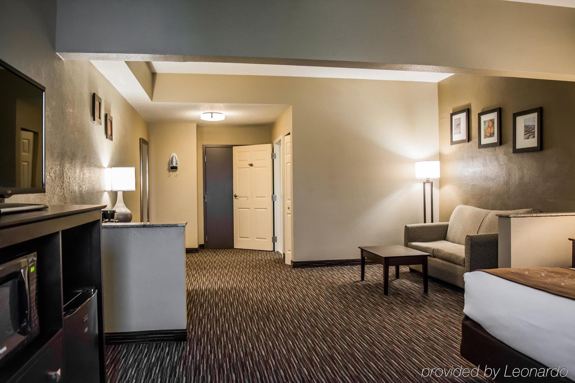 Comfort Suites Clearwater - Dunedin Εξωτερικό φωτογραφία