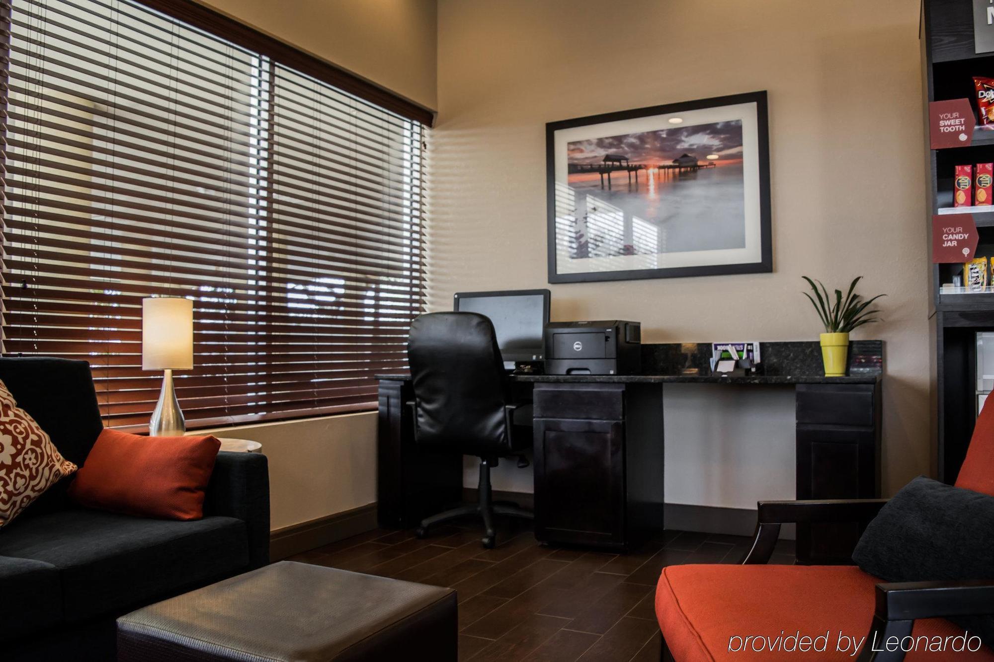Comfort Suites Clearwater - Dunedin Εξωτερικό φωτογραφία