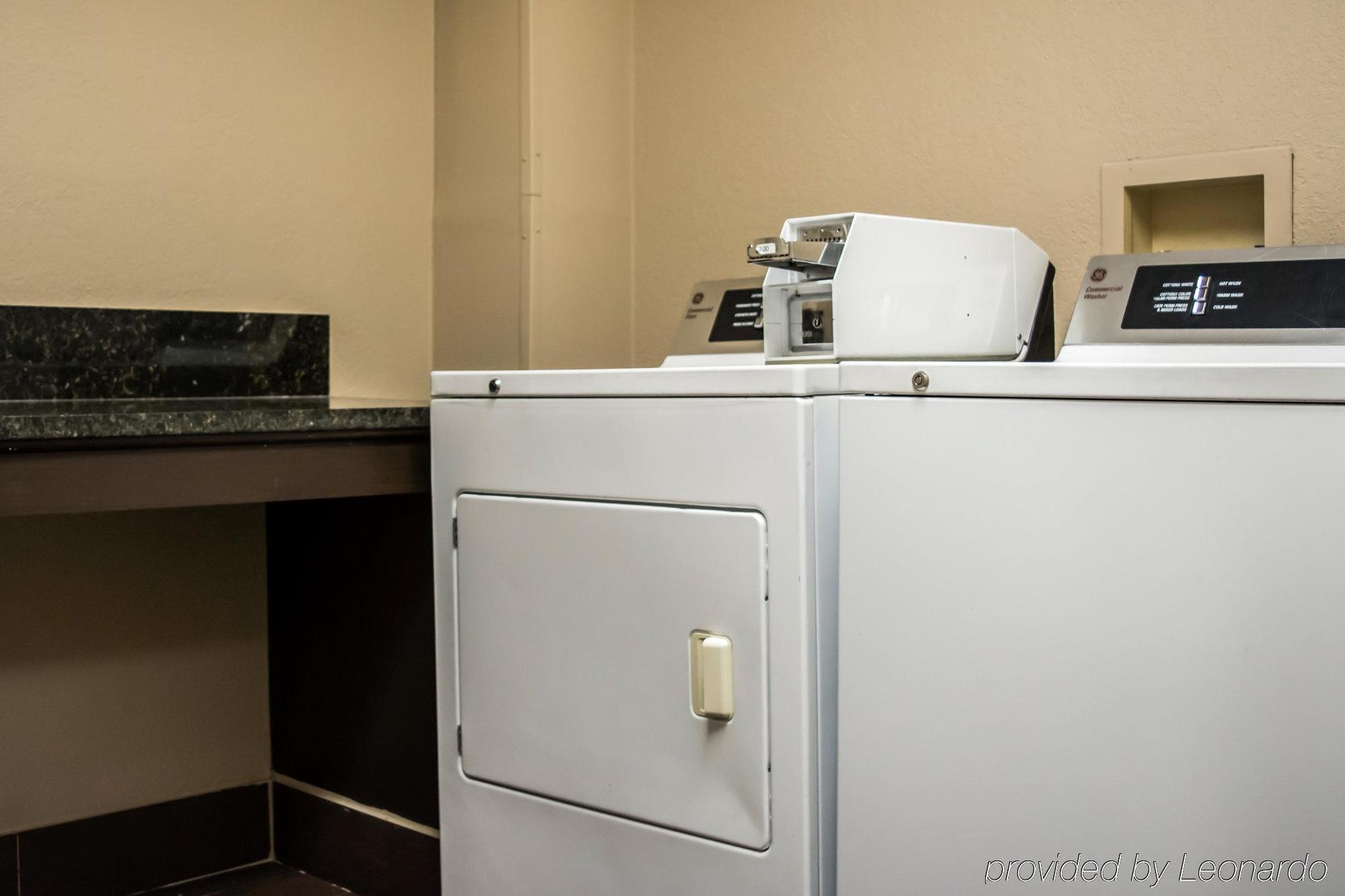Comfort Suites Clearwater - Dunedin Εξωτερικό φωτογραφία